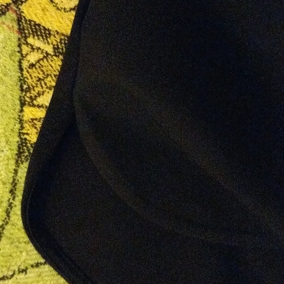 Mini skirt - Picture 3 of 4